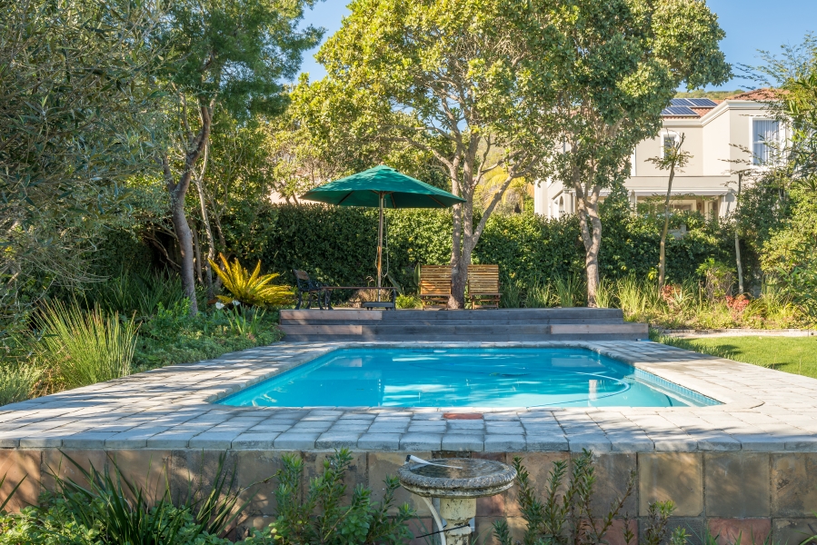 4 Bedroom Property for Sale in Rexford Western Cape